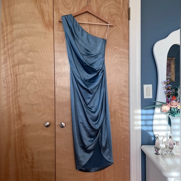 Elliatt Cassini Dress from Revolve size S - Picture 4 of 6